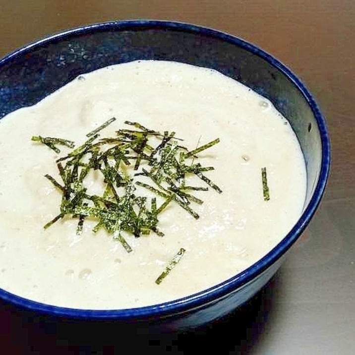 ミキサーのみ簡単、鍋も不要!山の芋の絶品とろろ丼